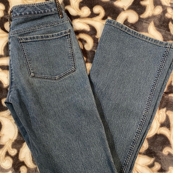 Elie Tahari midrise stitch jeans size 30, length 31 - Picture 3 of 3